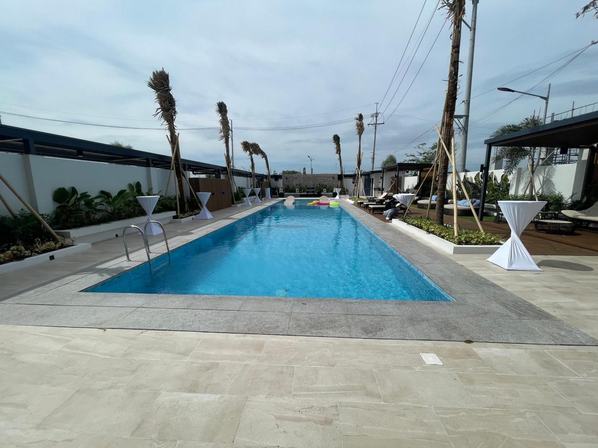 Acro Residences Guiguinto Buitenkant foto