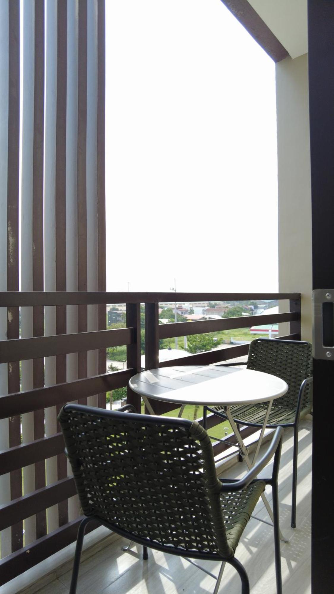 Acro Residences Guiguinto Buitenkant foto